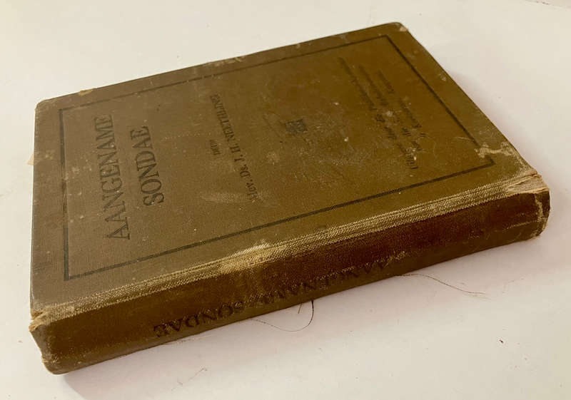 Aangename Sondae - Mev Ds JH Neethling. Hardeband, 2e Druk. 1936