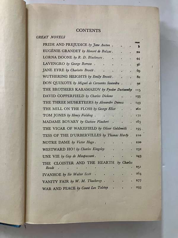 World Famous Books in Outline - Odhams Press. Hardcover w/dj, Unknown Ed. Undated