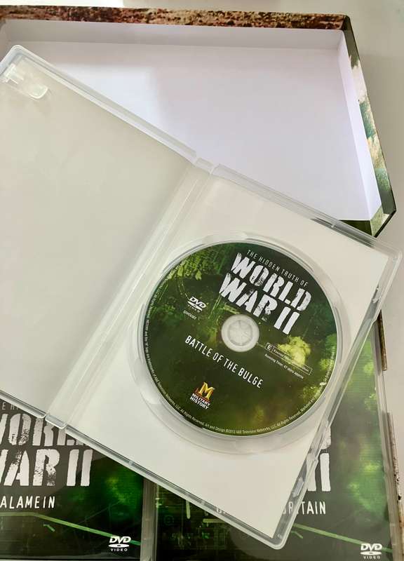 The Hidden Truth of World II: 4-DVD Box Set, 2006