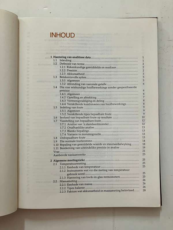 Inleiding tot die Analitiese Chemie - JG Leipoldt et al. Hardeband, 1e Uit. 1982