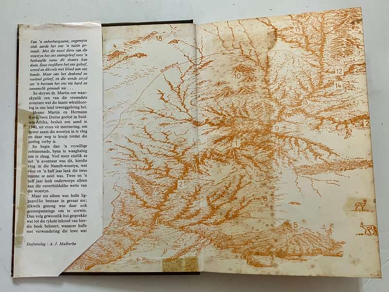 Vlug in die Namib - Henno Martin. Hardeband met stofjas. 1e Uitg. 8e Dr. 1967