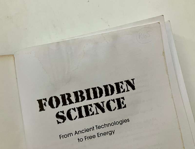 Forbidden Science - J Douglas Kenyon (Ed.). Softcover, 1st Ed. 2008