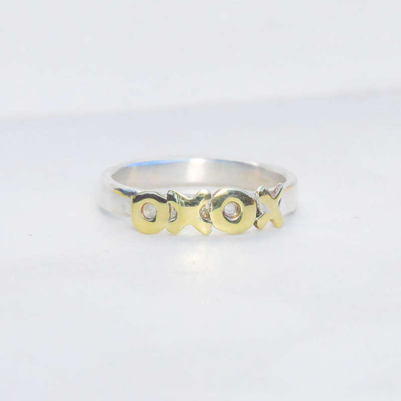 Xs and Os Ring