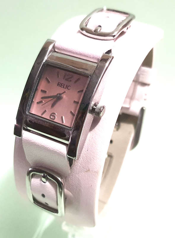 RELIC by FOSSIL - Authentic Branded Womens Analogue Watch - Damaged Band