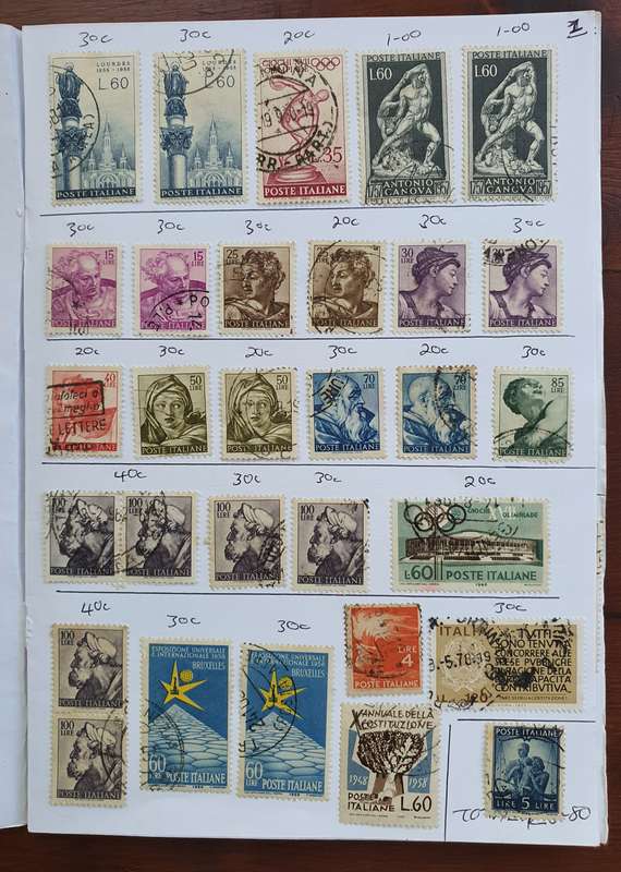 STAMPS OF ITALY - BOOKLET OF MIXED LOT
