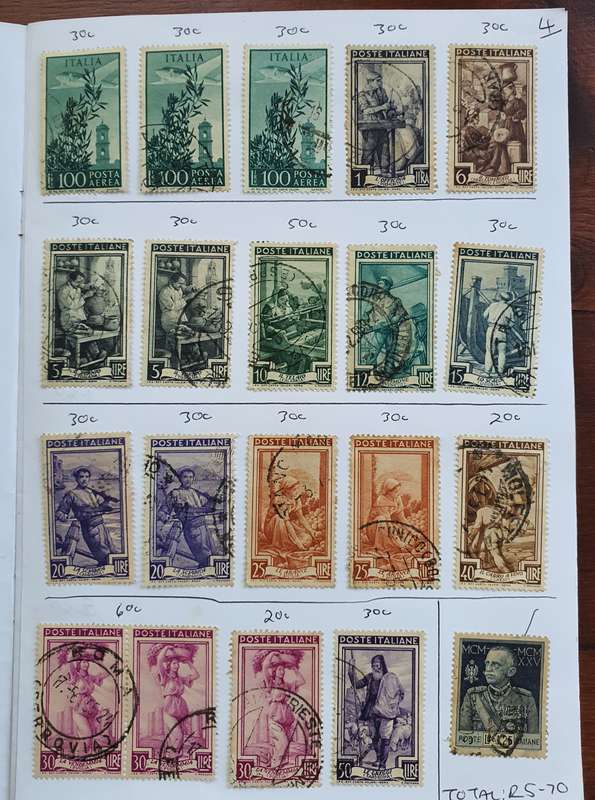 STAMPS OF ITALY - BOOKLET OF MIXED LOT