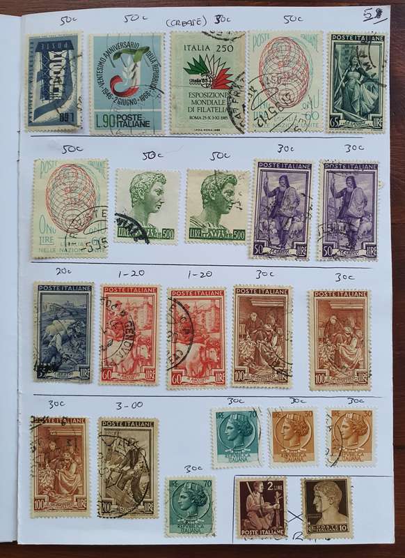 STAMPS OF ITALY - BOOKLET OF MIXED LOT