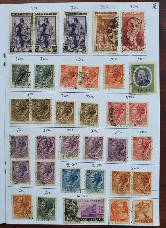 STAMPS OF ITALY - BOOKLET OF MIXED LOT