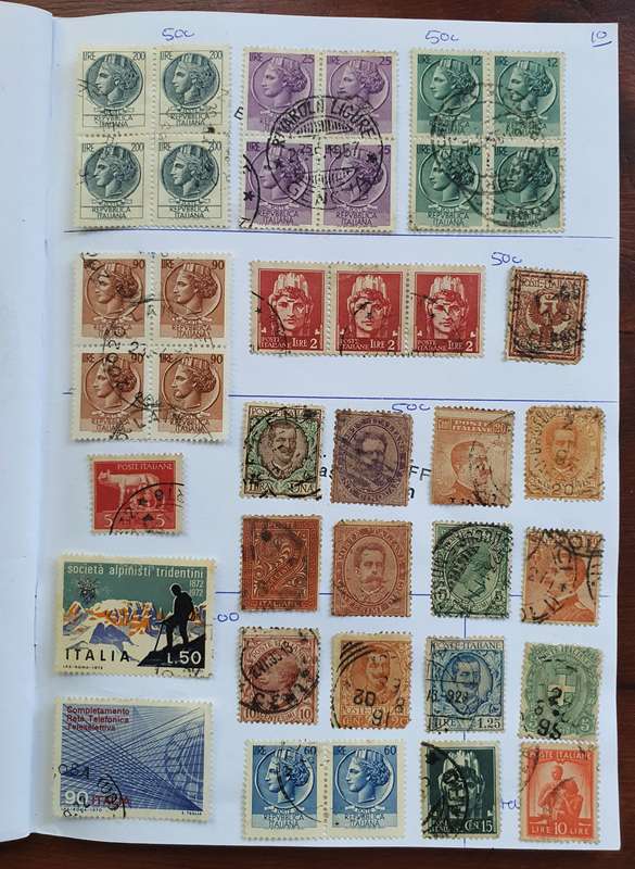 STAMPS OF ITALY - BOOKLET OF MIXED LOT