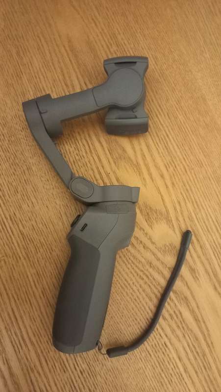 DJI Osmo Mobile 3 Combo