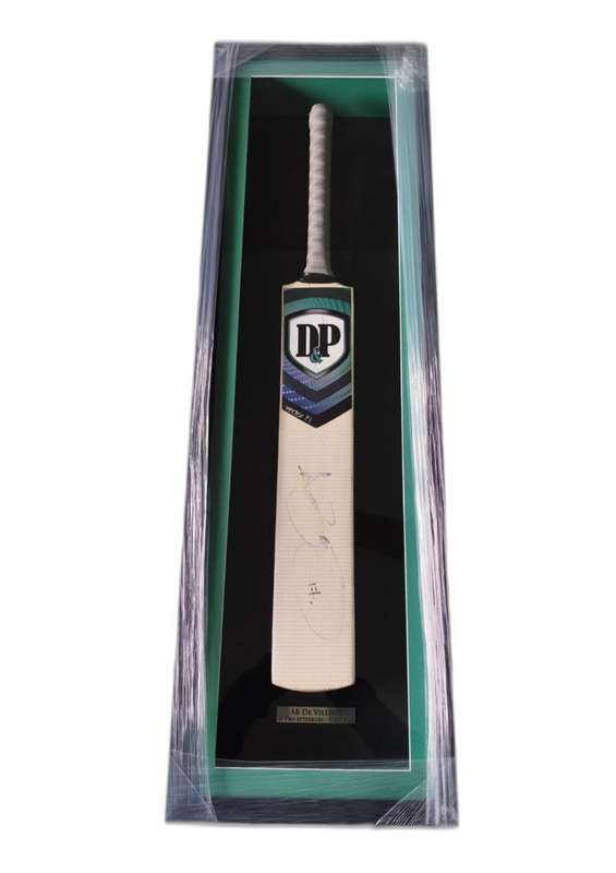 AB De Villiers Signed and Framed Cricket Bat