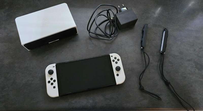Nintendo Switch OLED