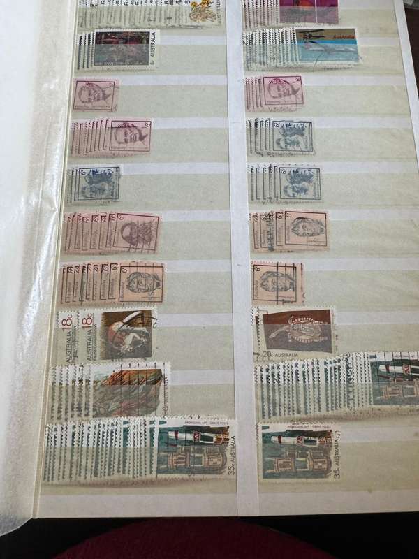 AUSTRALIAN STAMP ALBUM