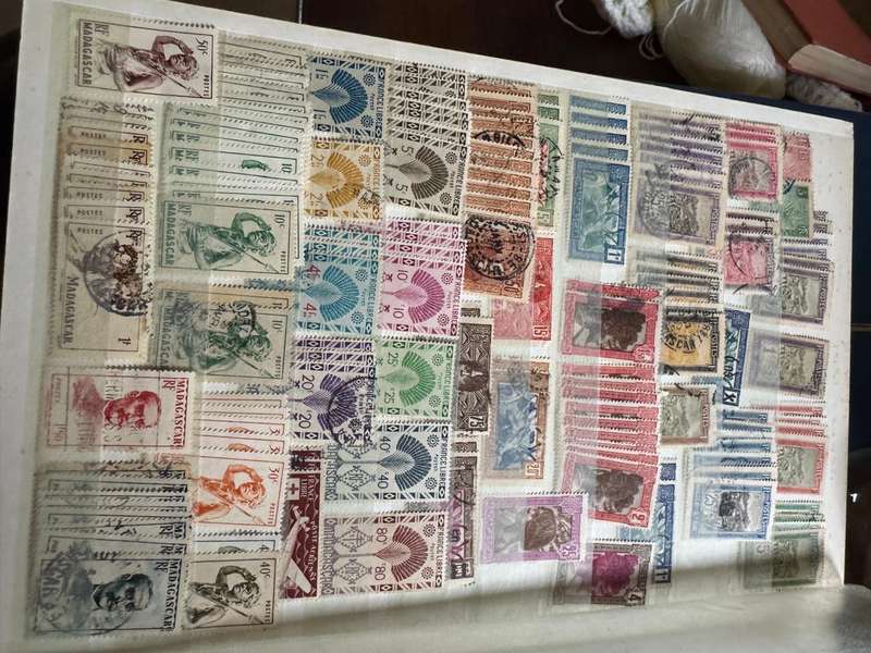 Stamp Album  Malawi, Nyasaland, Rhodesia and Nyasaland