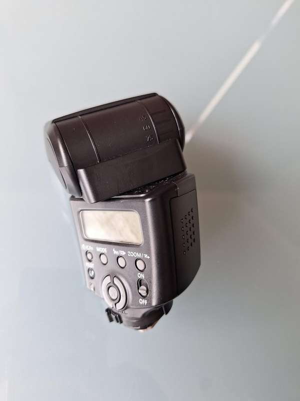 Canon Speedlite 430EX II