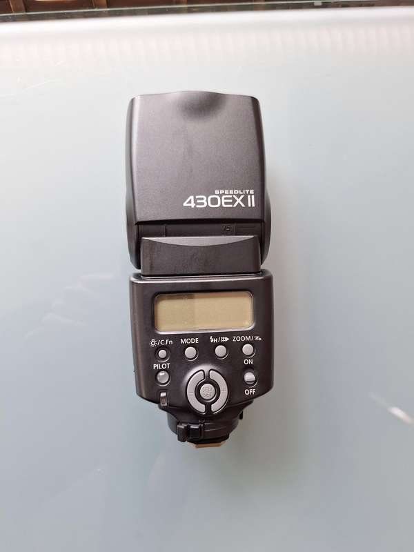Canon Speedlite 430EX II