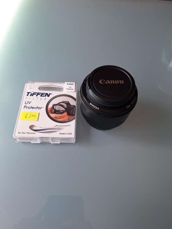 Canon EF 50mm f/1.8 II lens