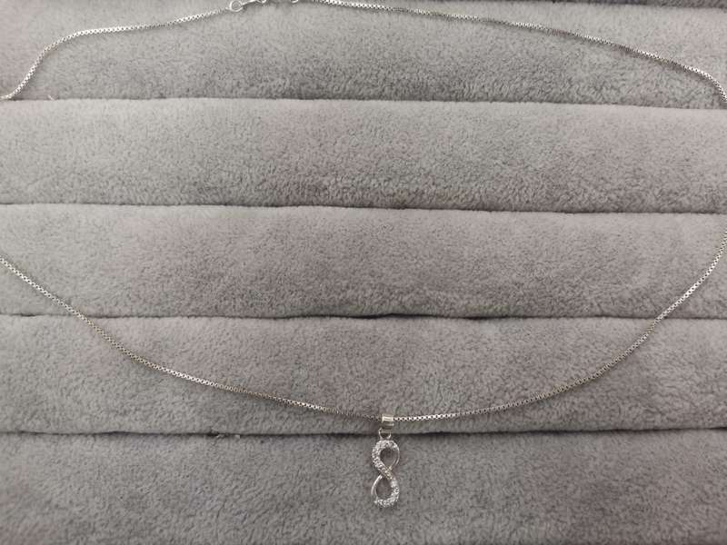 925Silver: Infinity Necklace - Multiple CZ - Length: 45cm Width: 1mm