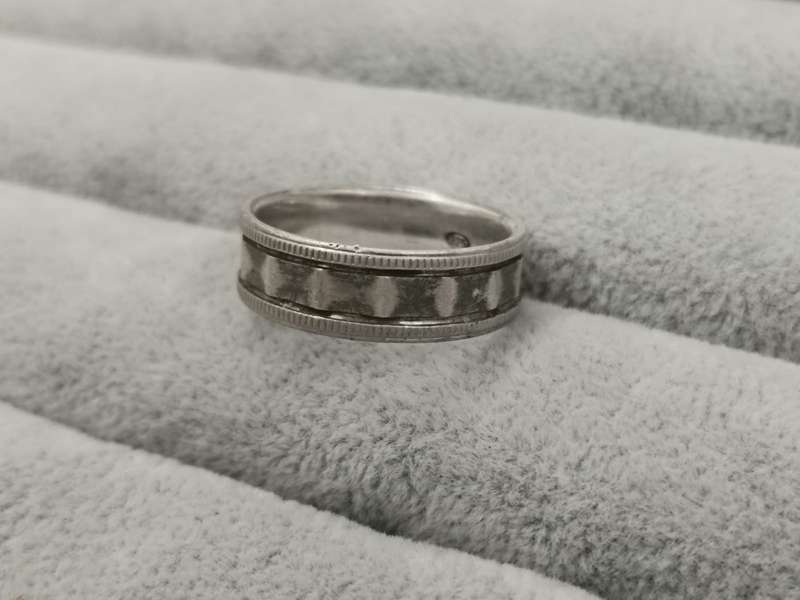 925Silver: Patterned Ring - Size T