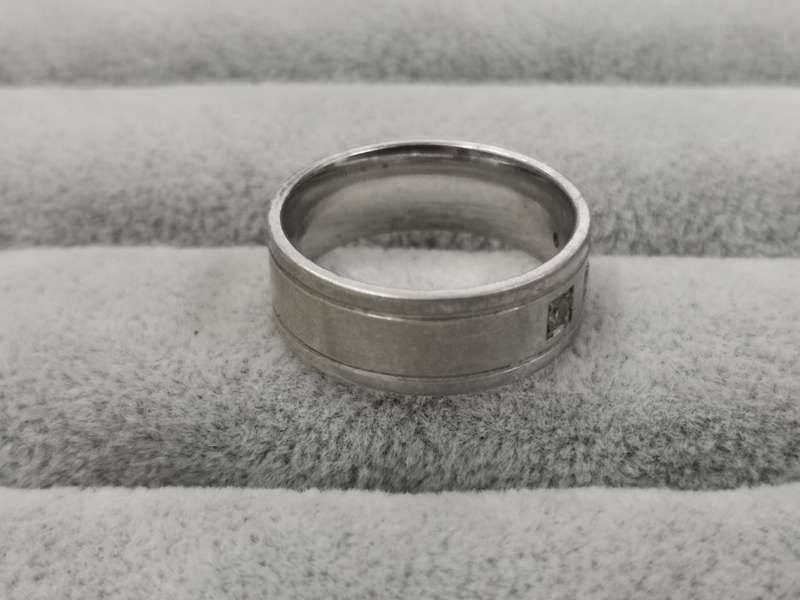 925Silver: Comfort-Fit Ring - 3x CZ Stones - Size S3/4