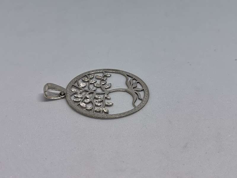 Stunning Silver Tree of Life Pendant