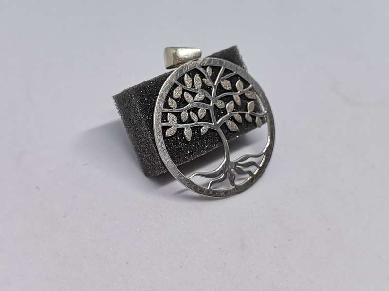 Stunning Silver Tree of Life Pendant