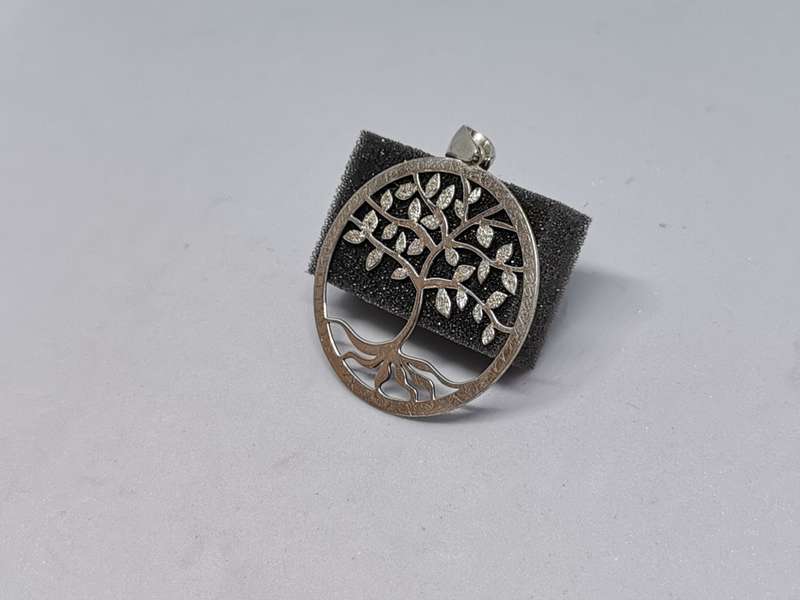 Stunning Silver Tree of Life Pendant