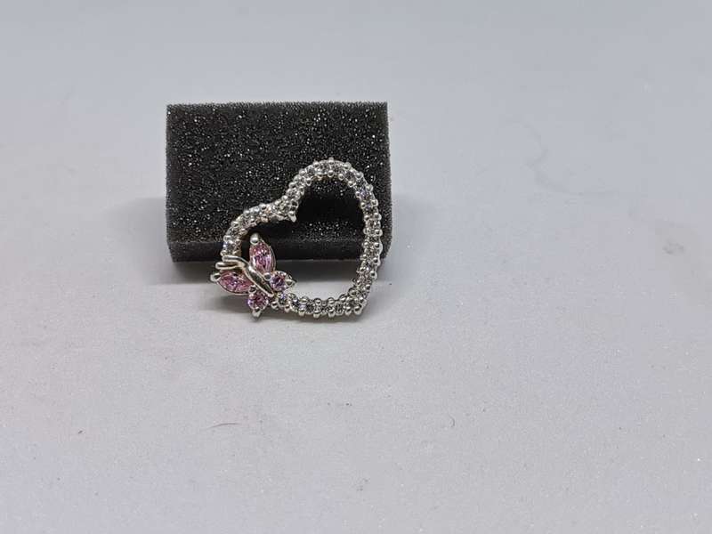 Dazzling Silver Heart Pendant