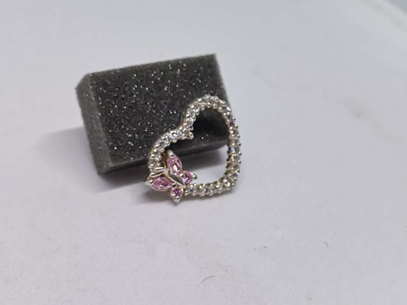 Dazzling Silver Heart Pendant