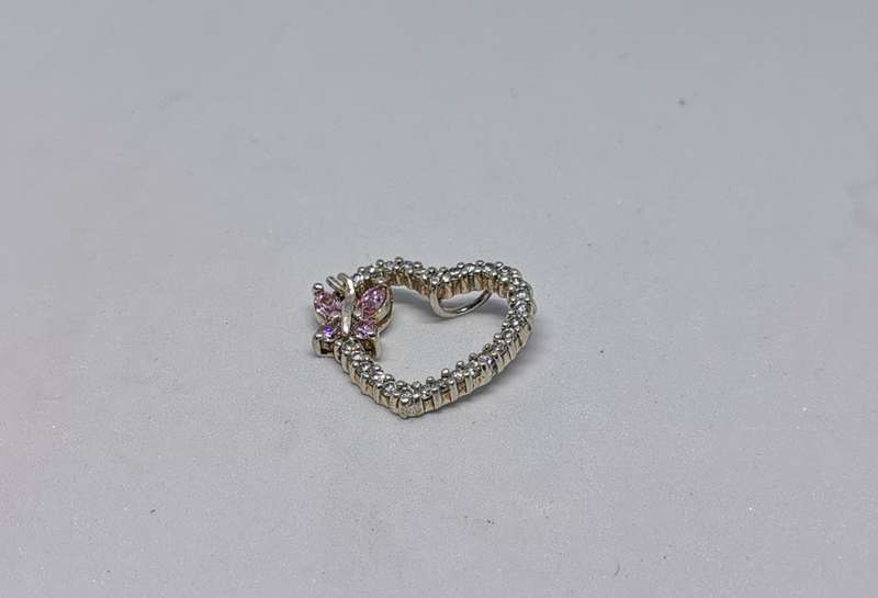Dazzling Silver Heart Pendant