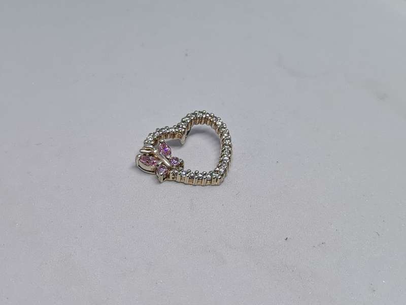 Dazzling Silver Heart Pendant