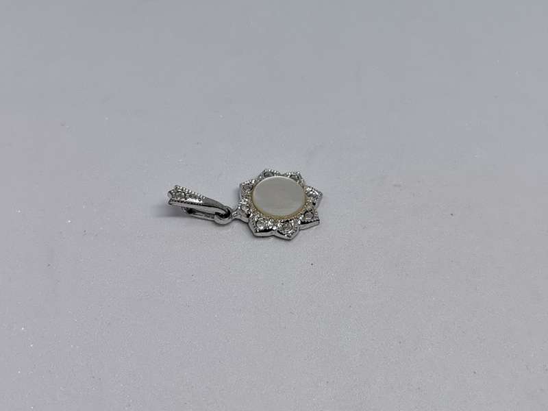 Silver Mother of Pearl Pendant