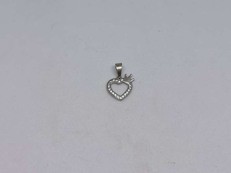 *R1 Auction* Silver Heart and Crown Pendant