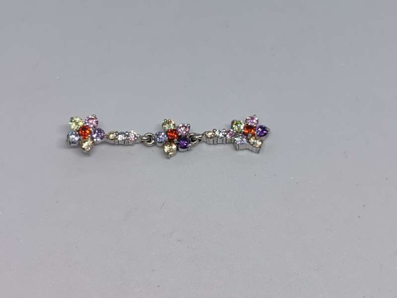 Silver Dangling Flower Pendant