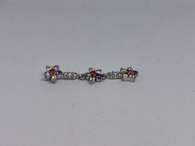 Silver Dangling Flower Pendant