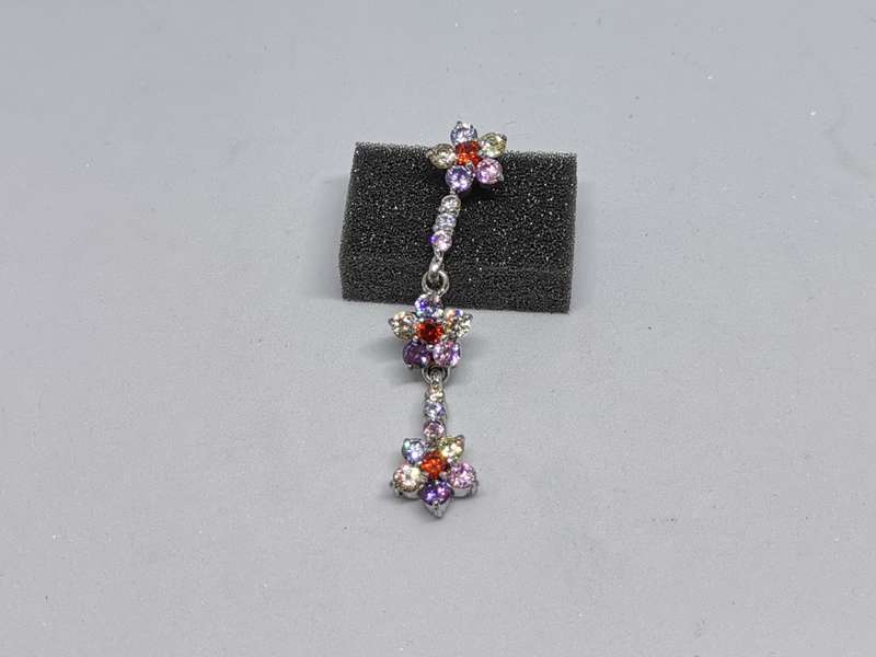 Silver Dangling Flower Pendant