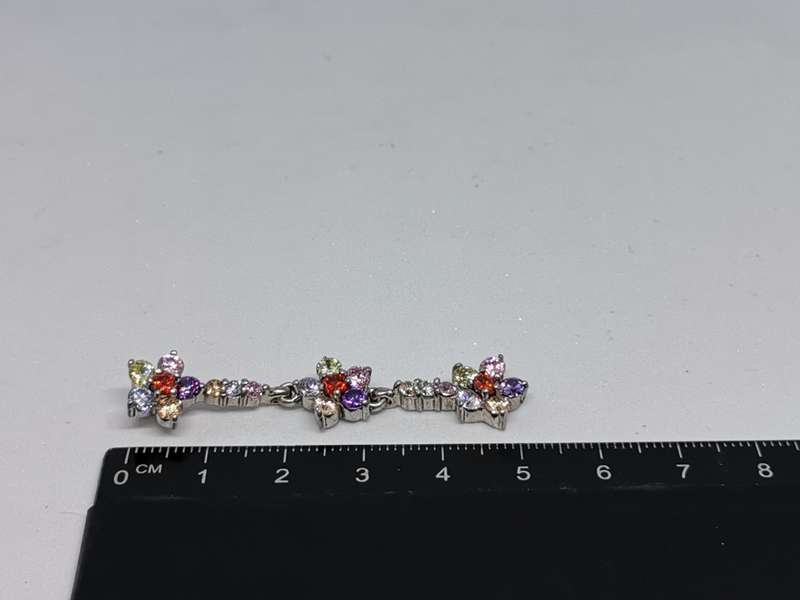 Silver Dangling Flower Pendant