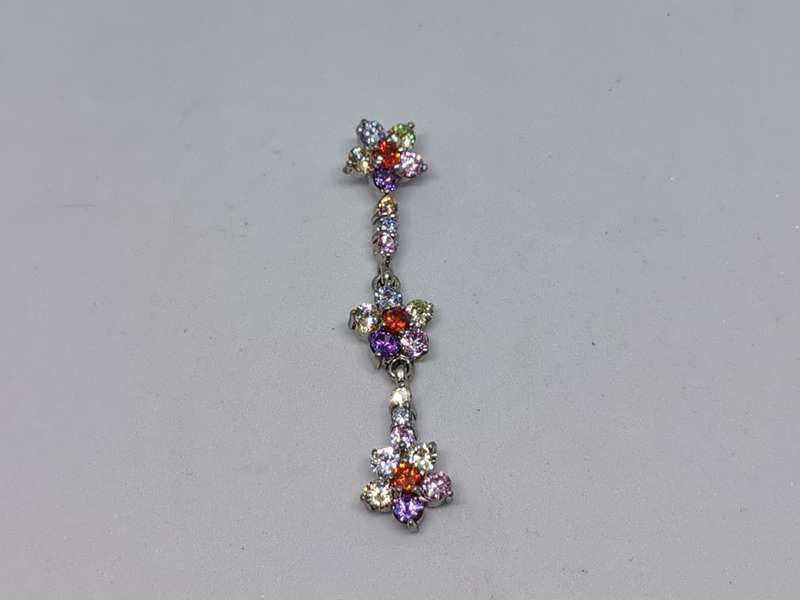 Silver Dangling Flower Pendant