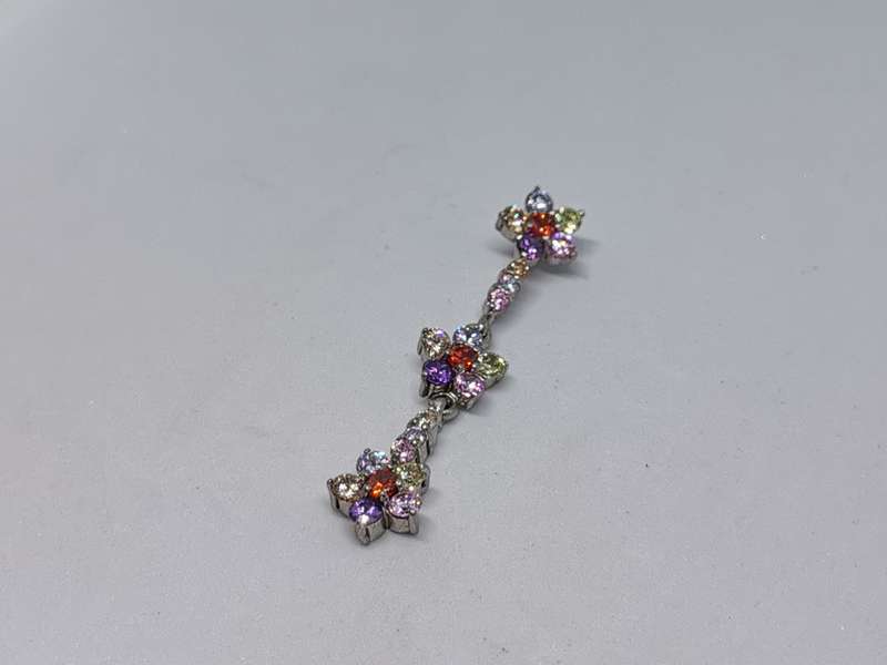 Silver Dangling Flower Pendant