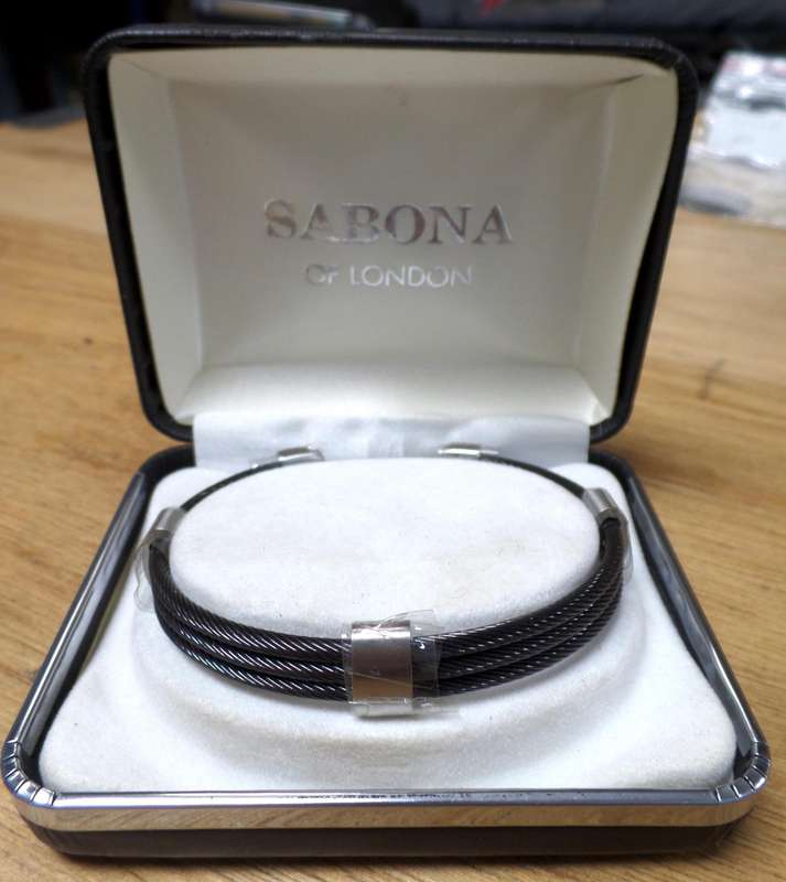 SABONA of London - Men's Trio Cable Black Satin wristband, Medium to Small