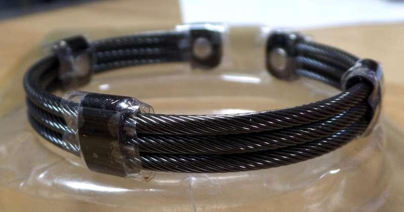 SABONA of London - Men's Trio Cable Satin Black Wristband, Small