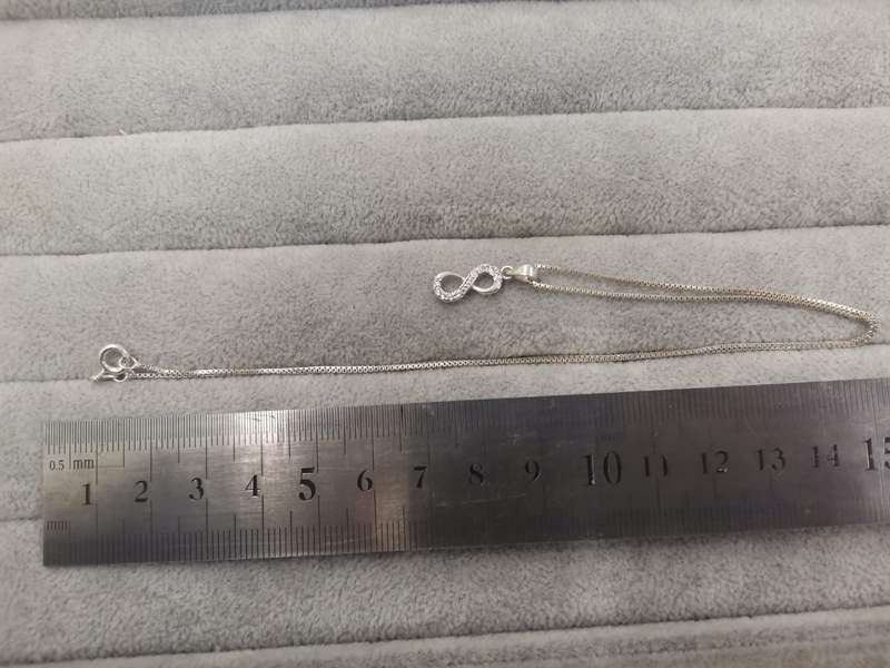 925Silver: Infinity Necklace - Multiple CZ - Length: 45cm Width: 1mm