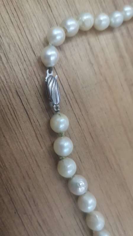 Pearl Necklace with Silver Clasp