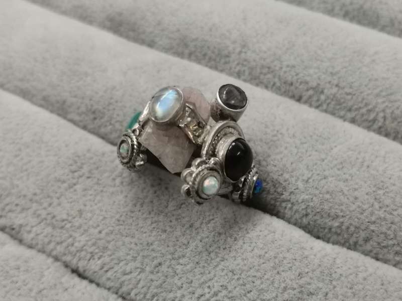 925Silver: Unique Design Ring - Multiple Gemstones - Size P3/4