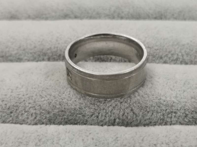 925Silver: Comfort-Fit Ring - 3x CZ Stones - Size S3/4