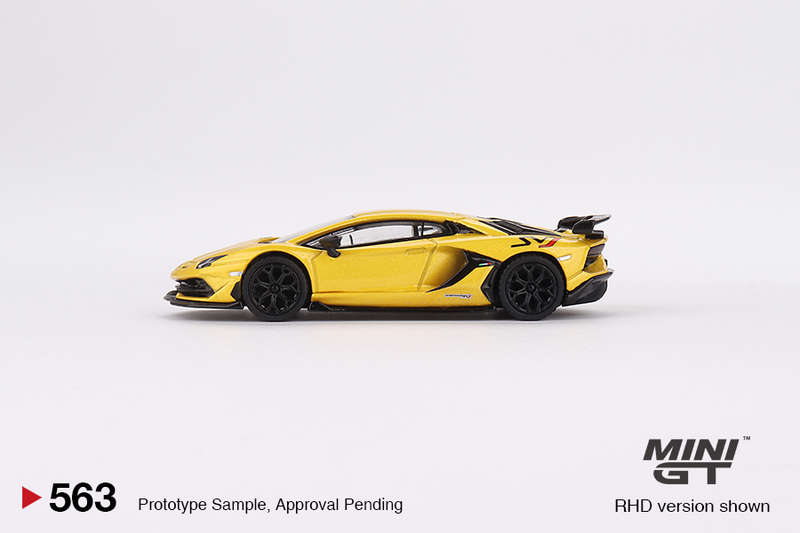 Mini GT #563 - Lamborghini Aventador SVJ