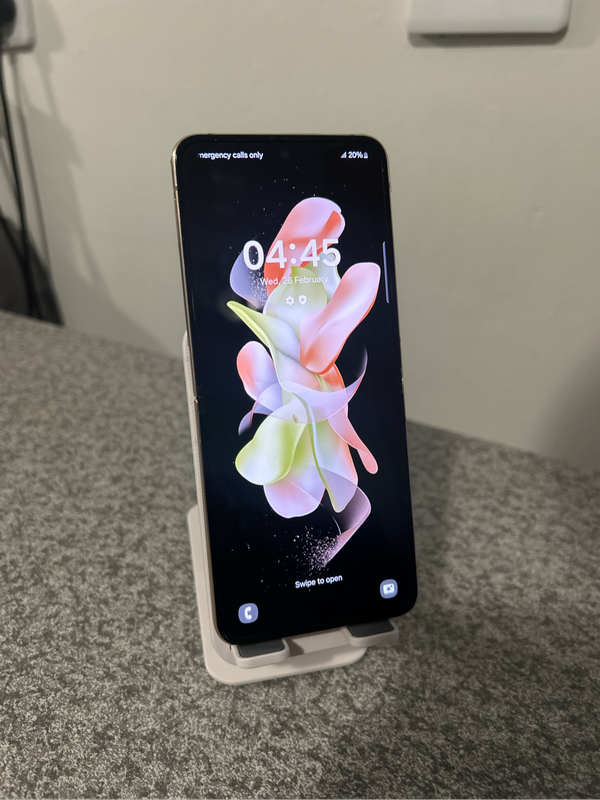 Samsung Galaxy Z Flip 4 5G Single Sim 256GB - Pink Gold