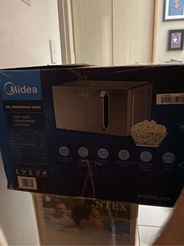 MIDEA 30L DIGITAL MICROWAVE EM30 SILVER