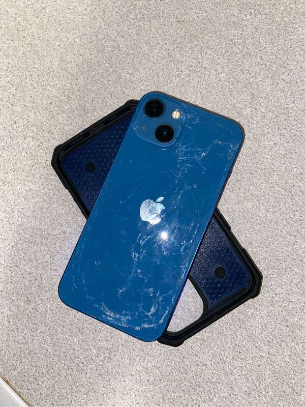 Apple IPhone 13