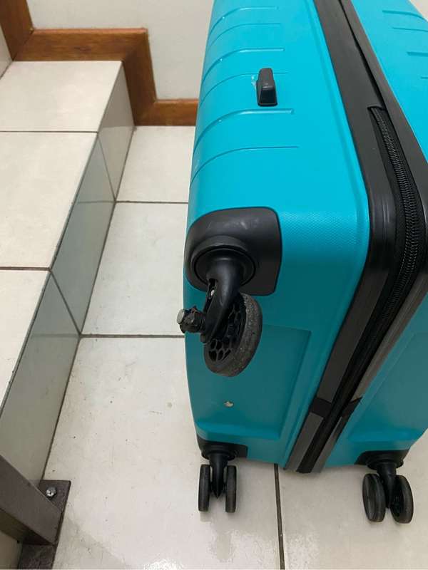 TOSCA Polyprop Trolley Case 75cm Aqua